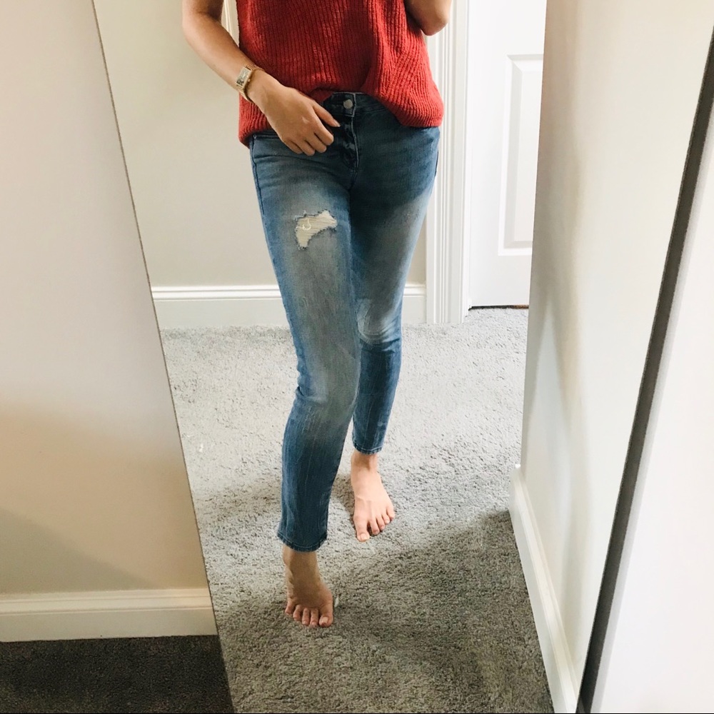 GAP distressed skinnies